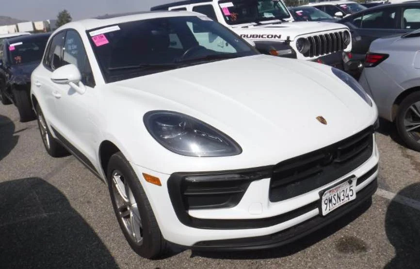 2024 Porsche Macan - Image 2 of 8