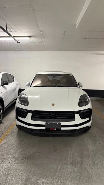 2024 Porsche Macan - Image 2 of 6