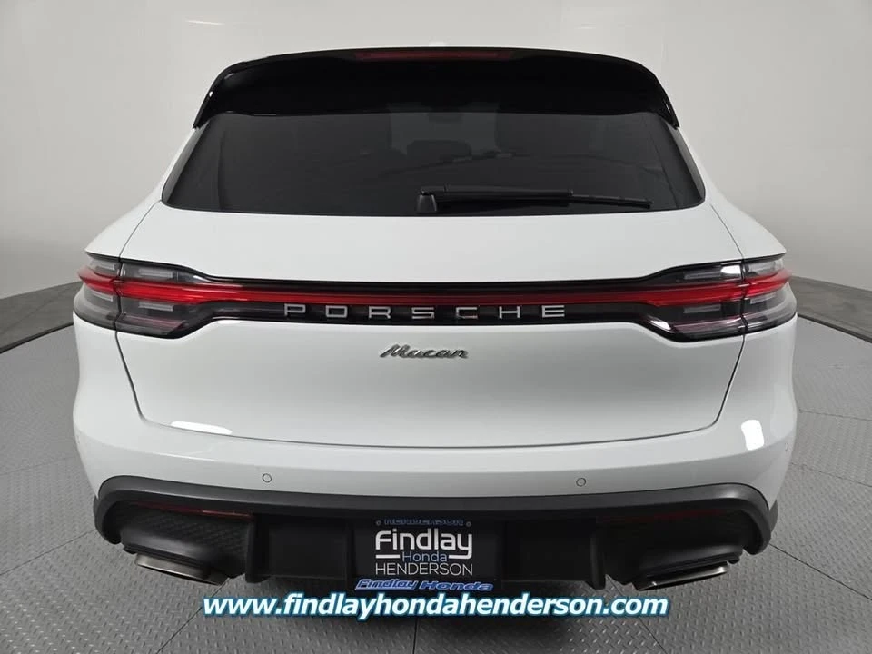 2024 Porsche Macan - Image 4 of 19
