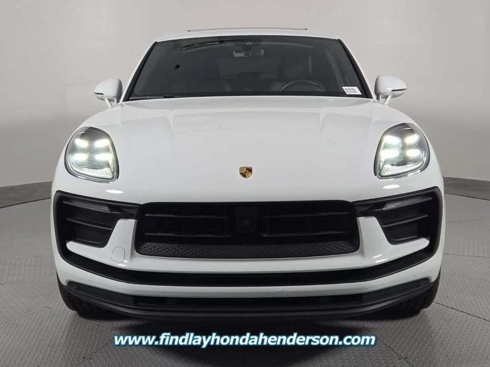 2024 Porsche Macan - Image 6 of 19