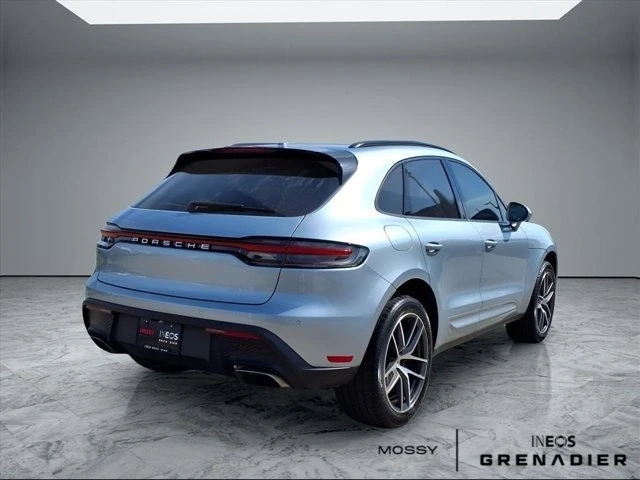 2024 Porsche Macan - Image 2 of 20