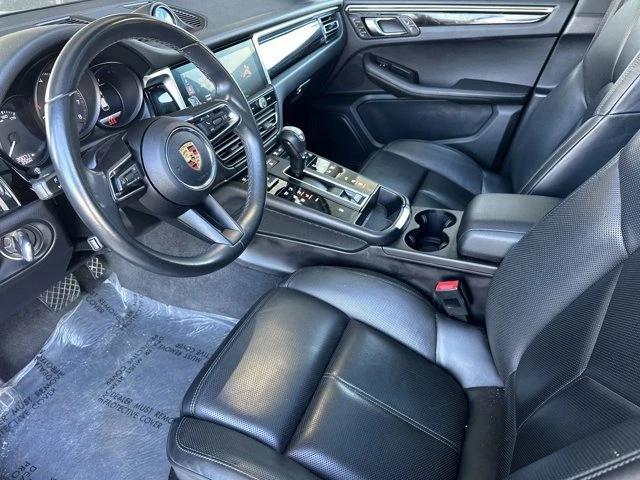 2024 Porsche Macan - Image 8 of 19