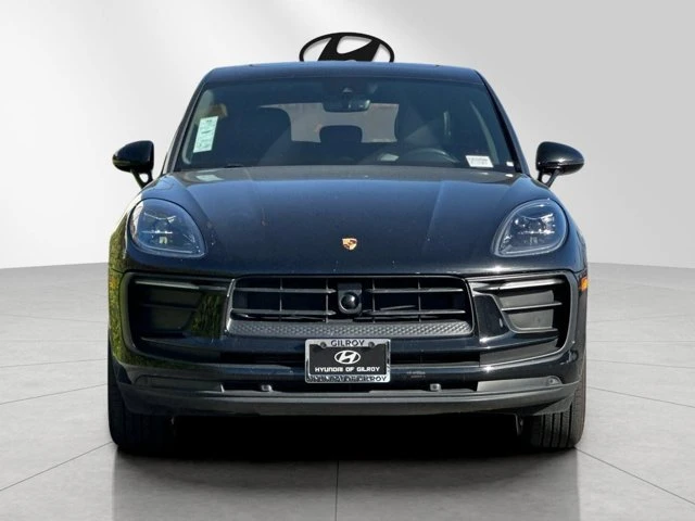 2024 Porsche Macan - Image 7 of 19