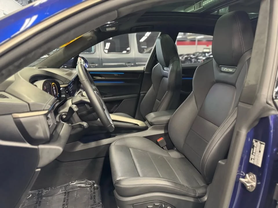 2024 Porsche Macan Electric - Image 19 of 20