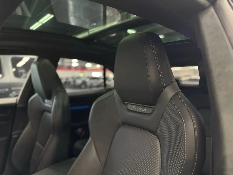 2024 Porsche Macan Electric - Image 20 of 20