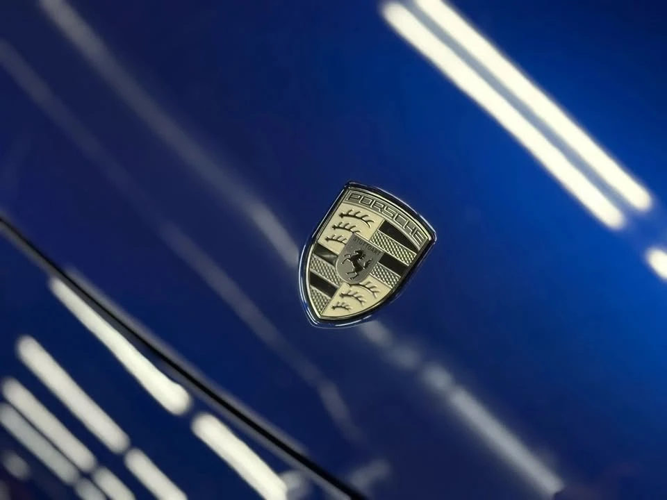 2024 Porsche Macan Electric - Image 14 of 20