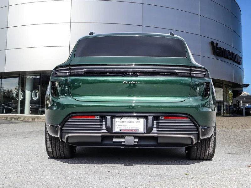2024 Porsche Macan Electric - Image 4 of 20