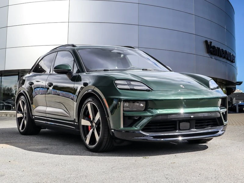 2024 Porsche Macan Electric - Image 7 of 20