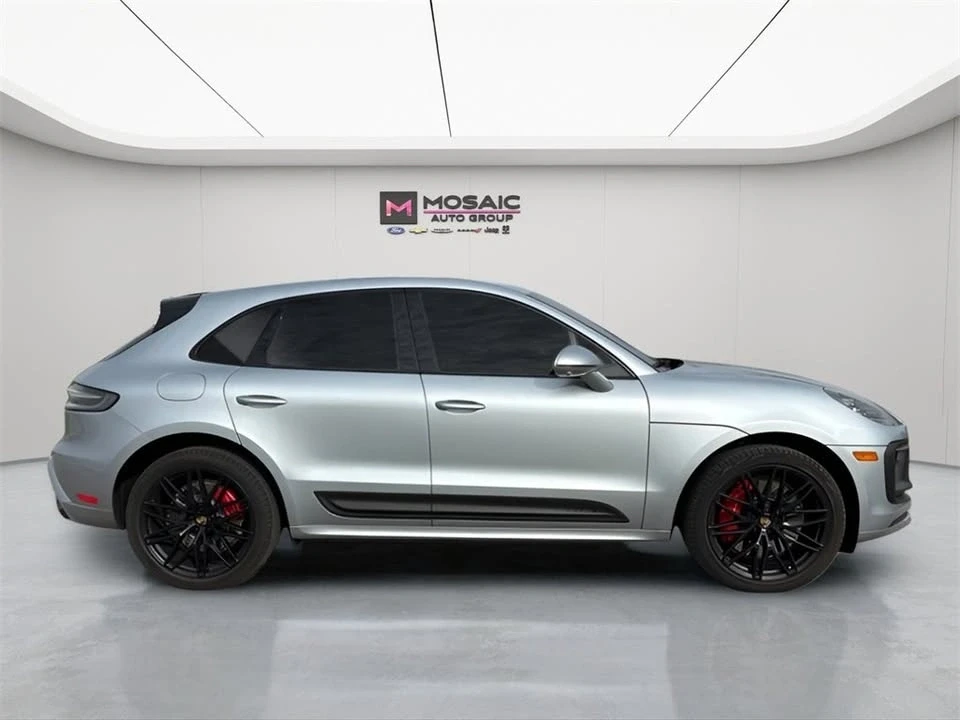 2024 Porsche Macan GTS - Image 7 of 18