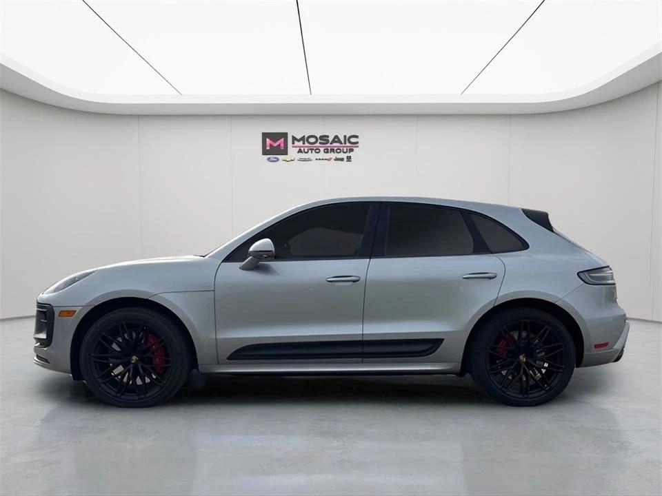 2024 Porsche Macan GTS - Image 2 of 18