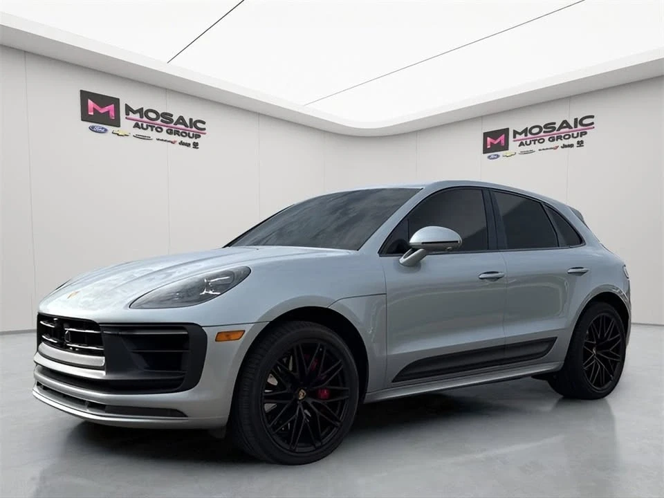 2024 Porsche Macan GTS - Image 3 of 18