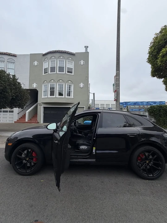 2024 Porsche Macan GTS - Image 12 of 15