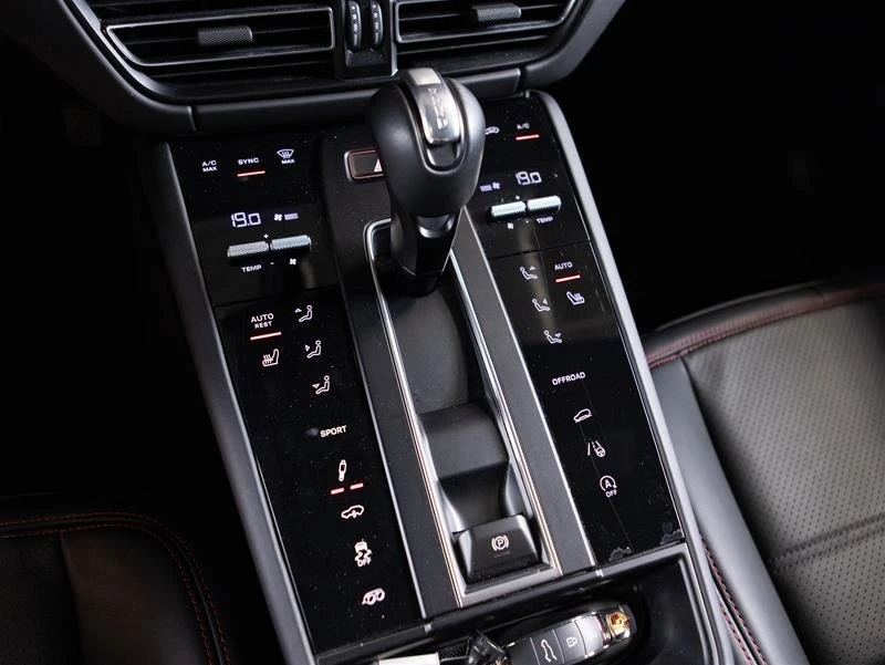 2024 Porsche Macan GTS - Image 13 of 13