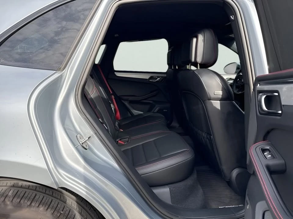 2024 Porsche Macan GTS - Image 13 of 20