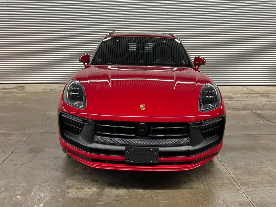 2024 Porsche Macan GTS - Image 2 of 18