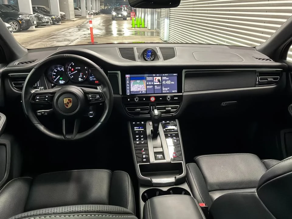 2024 Porsche Macan GTS - Image 12 of 18