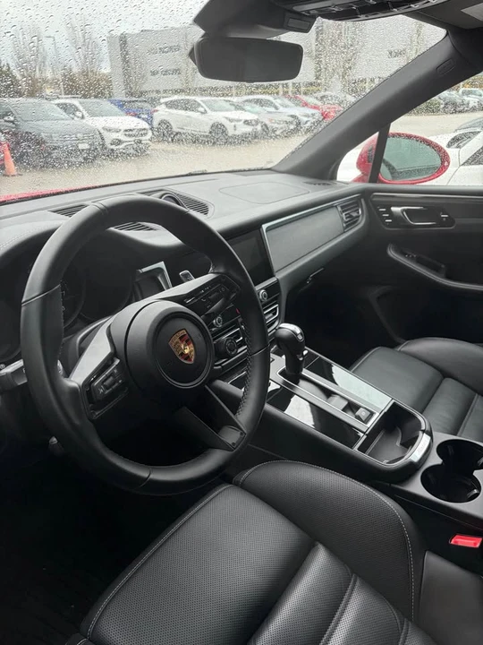 2024 Porsche Macan GTS - Image 8 of 11