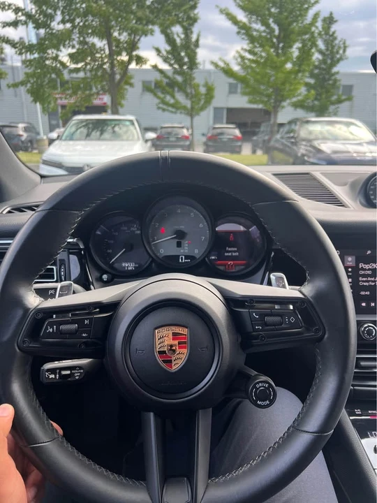 2024 Porsche Macan S - Image 6 of 14