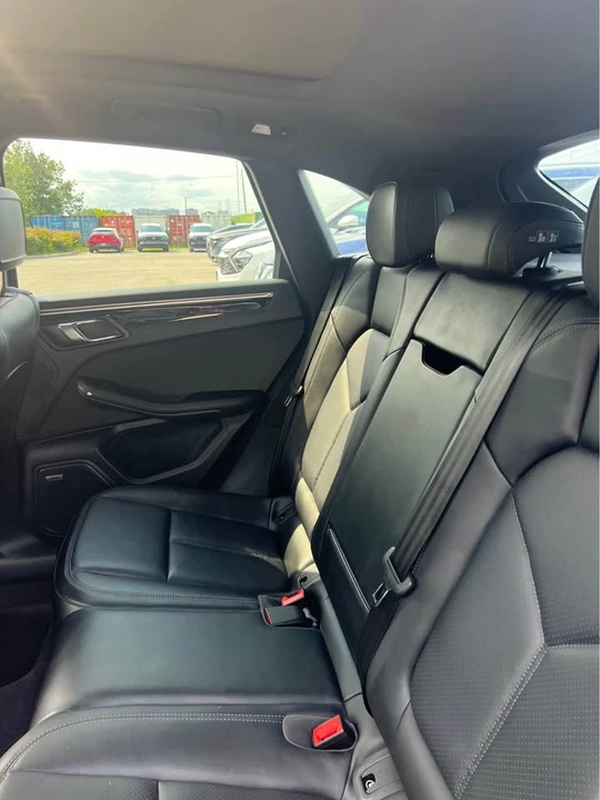 2024 Porsche Macan S - Image 13 of 14
