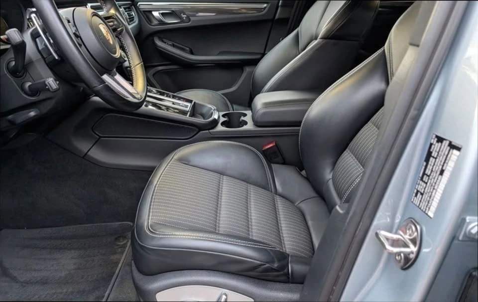 2024 Porsche Macan T - Image 12 of 20