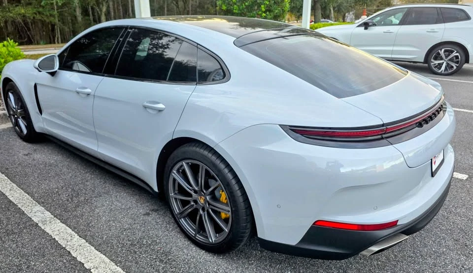 2024 Porsche 976 Panamera - Image 7 of 7