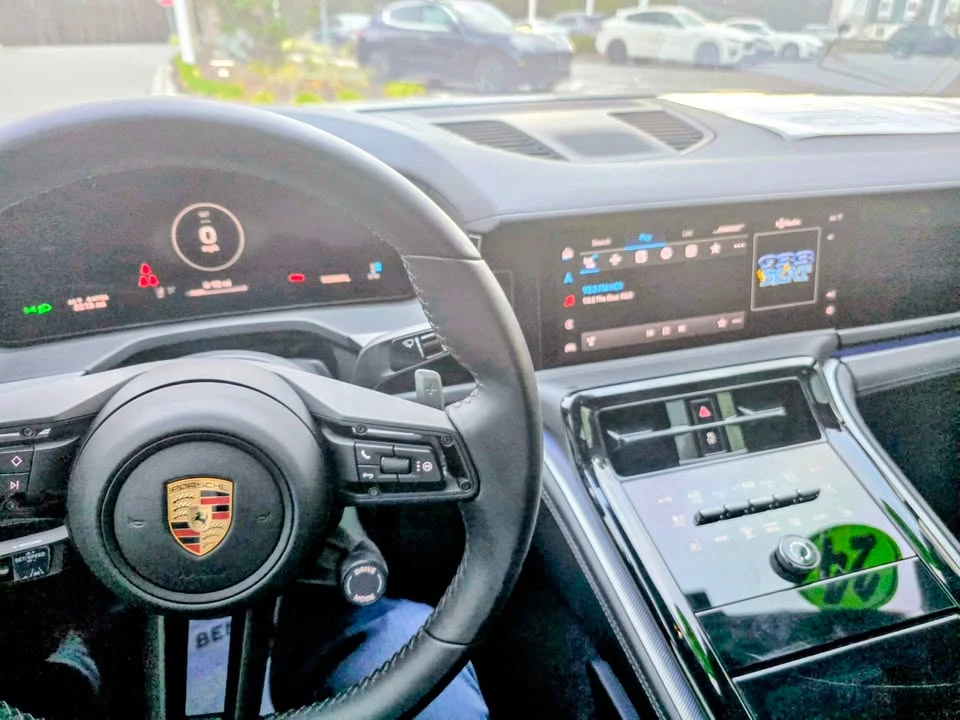 2024 Porsche 976 Panamera - Image 6 of 7