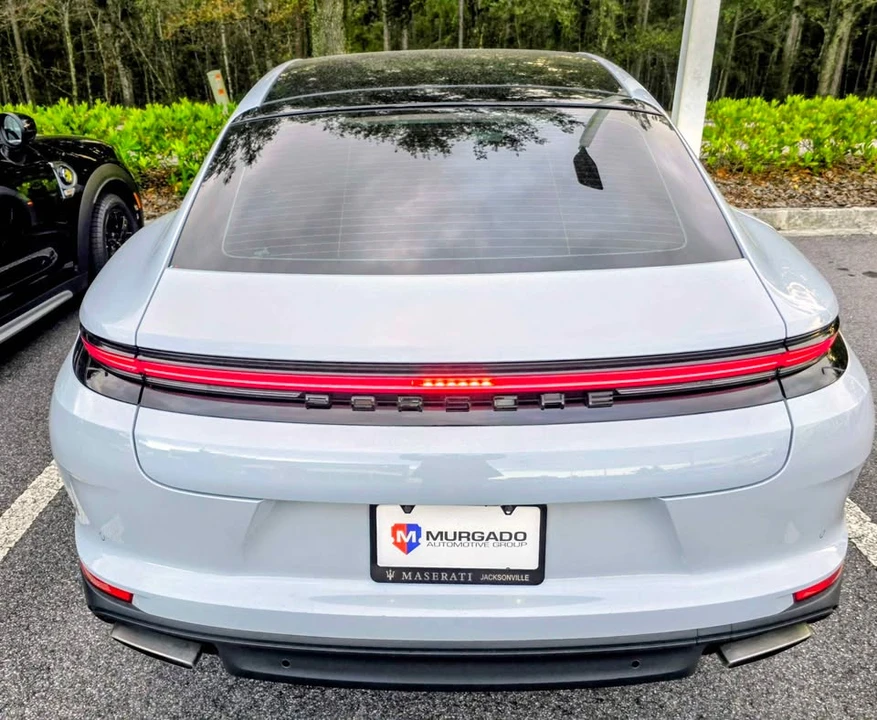 2024 Porsche 976 Panamera - Image 4 of 7
