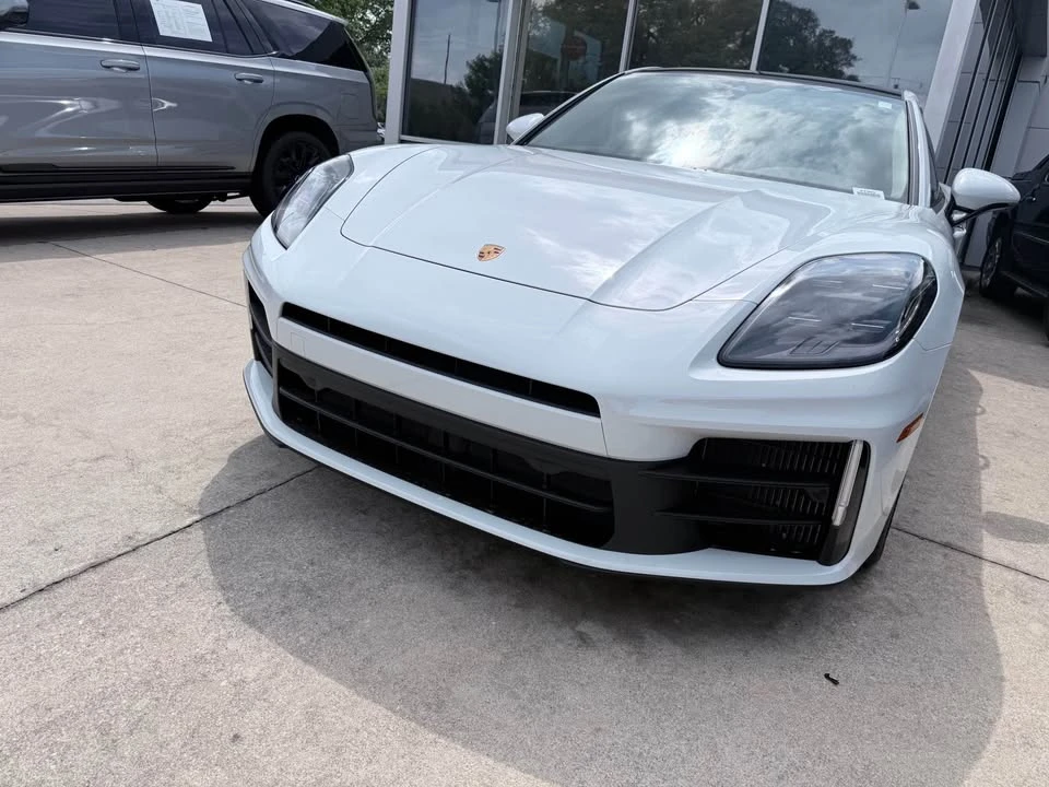 2024 Porsche 976 Panamera - Image 2 of 14