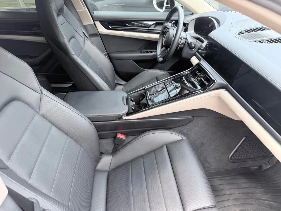 2024 Porsche 976 Panamera - Image 7 of 14