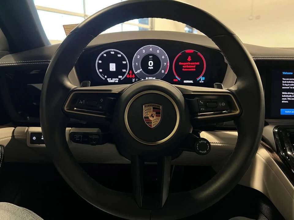 2024 Porsche 976 Panamera - Image 10 of 16
