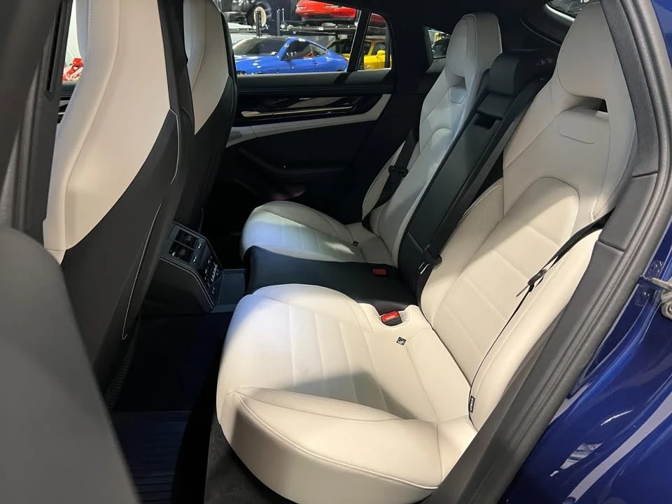 2024 Porsche 976 Panamera - Image 14 of 16