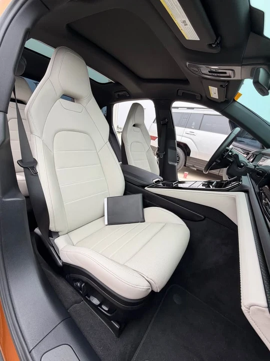 2024 Porsche 976 Panamera - Image 9 of 9