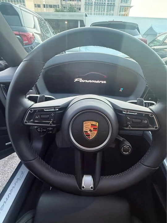 2024 Porsche 976 Panamera - Image 10 of 16