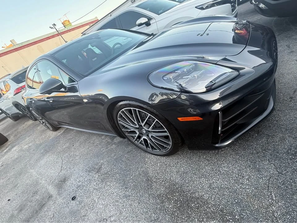2024 Porsche 976 Panamera - Image 3 of 16
