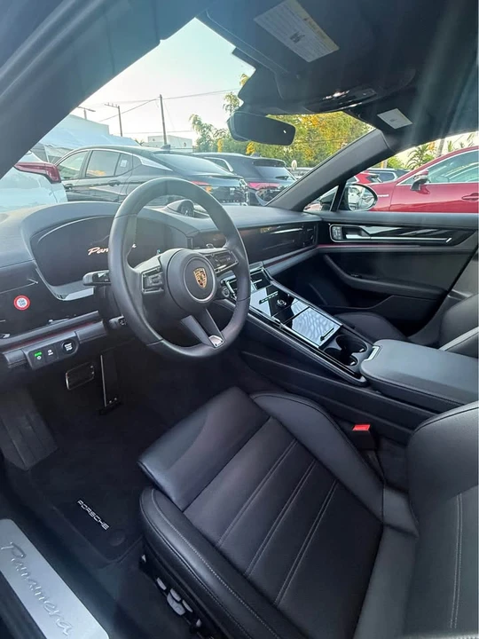 2024 Porsche 976 Panamera - Image 11 of 16