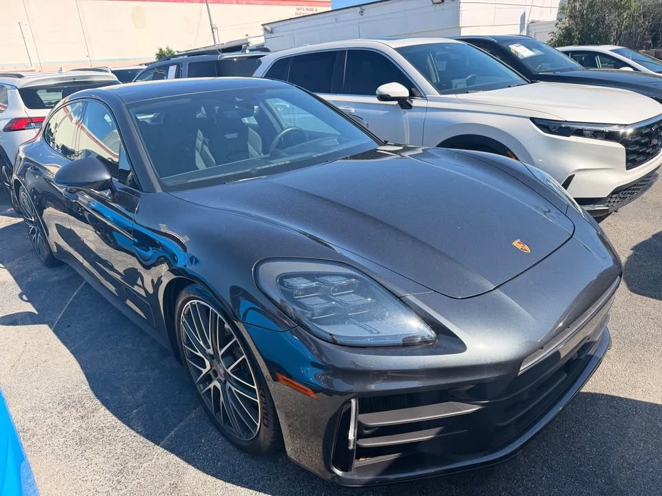 2024 Porsche 976 Panamera - Image 2 of 6