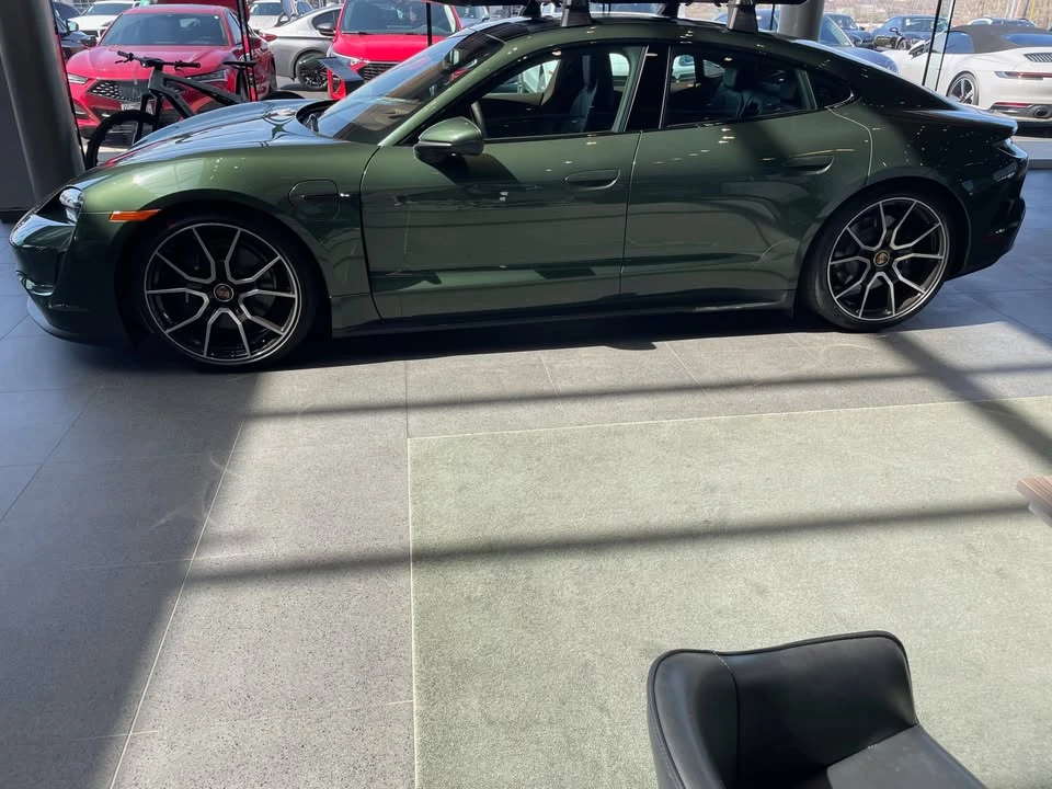2024 Porsche Taycan - Image 5 of 7