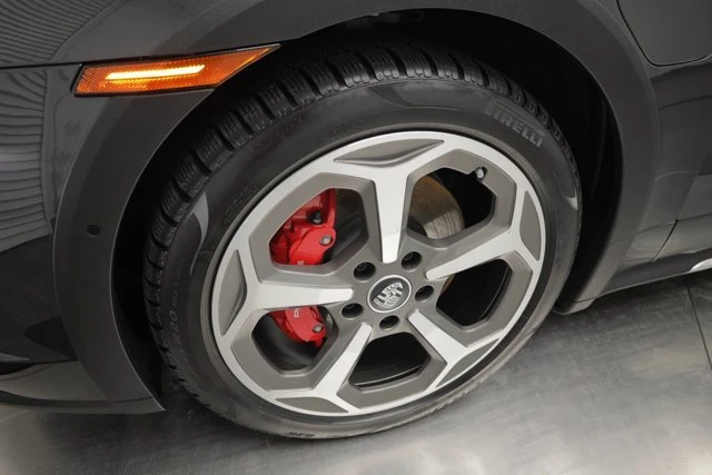 2024 Porsche Taycan - Image 9 of 20