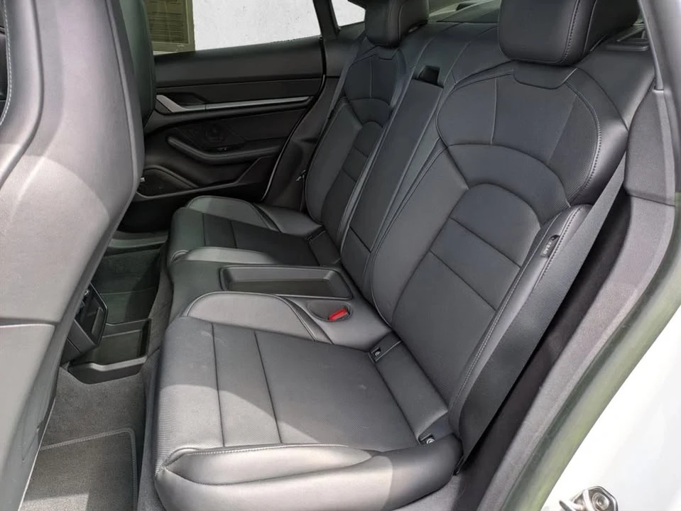 2024 Porsche Taycan - Image 18 of 20