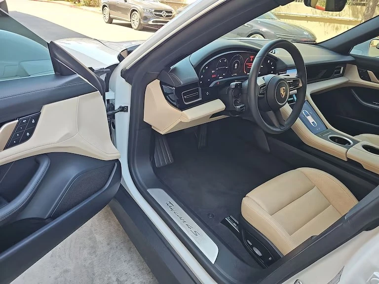 2024 Porsche Taycan 4S - Image 5 of 10