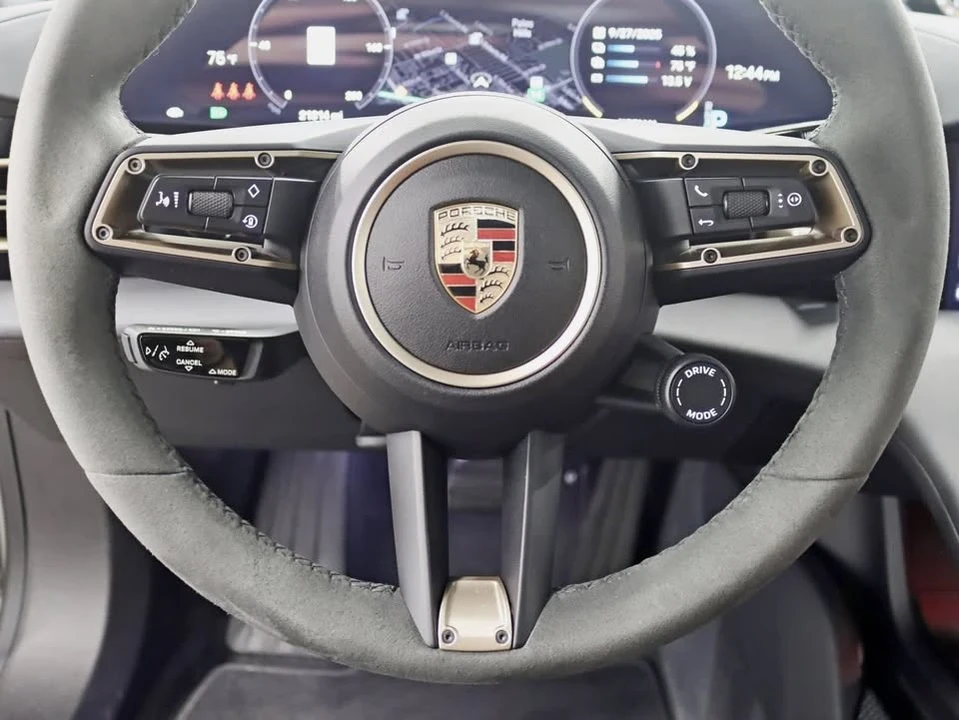 2024 Porsche Taycan 4S - Image 16 of 20