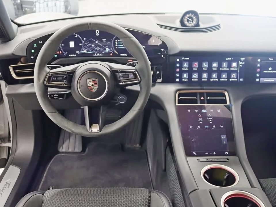 2024 Porsche Taycan 4S - Image 15 of 20