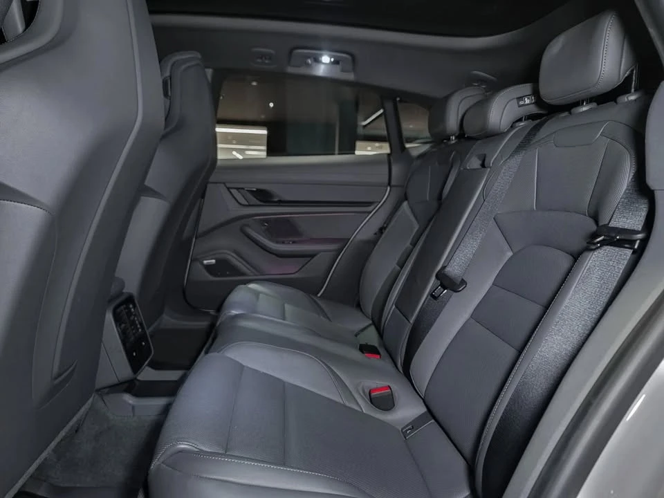 2024 Porsche Taycan 4S - Image 17 of 18