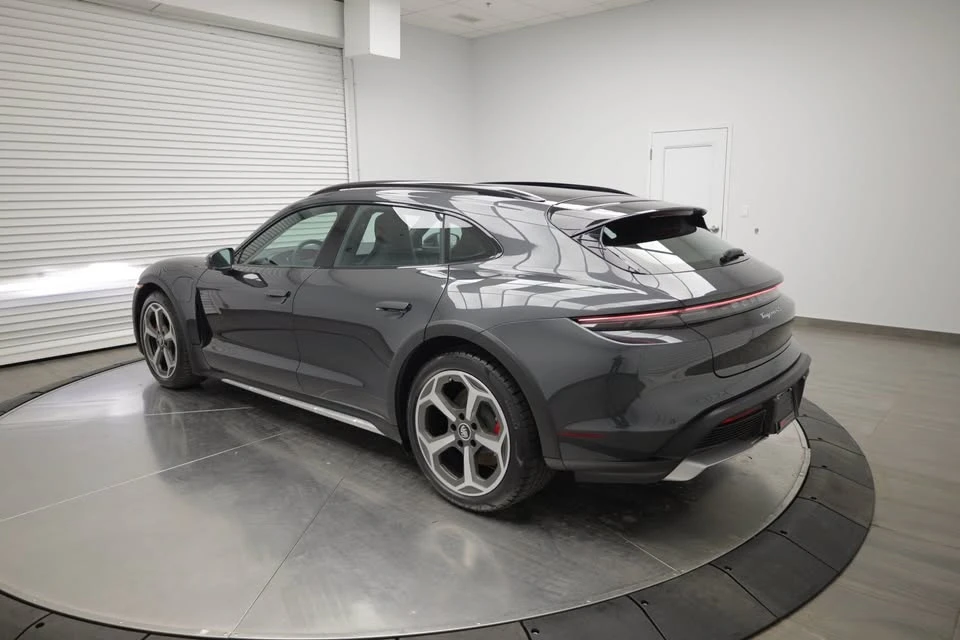 2024 Porsche Taycan 4S - Image 8 of 16