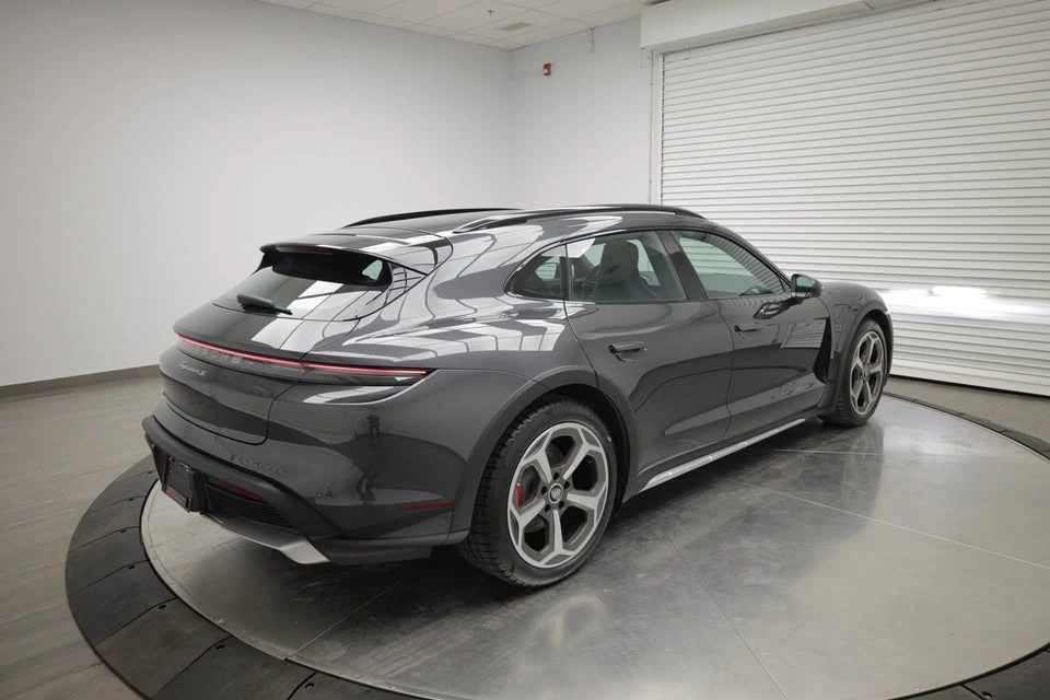 2024 Porsche Taycan 4S - Image 9 of 16