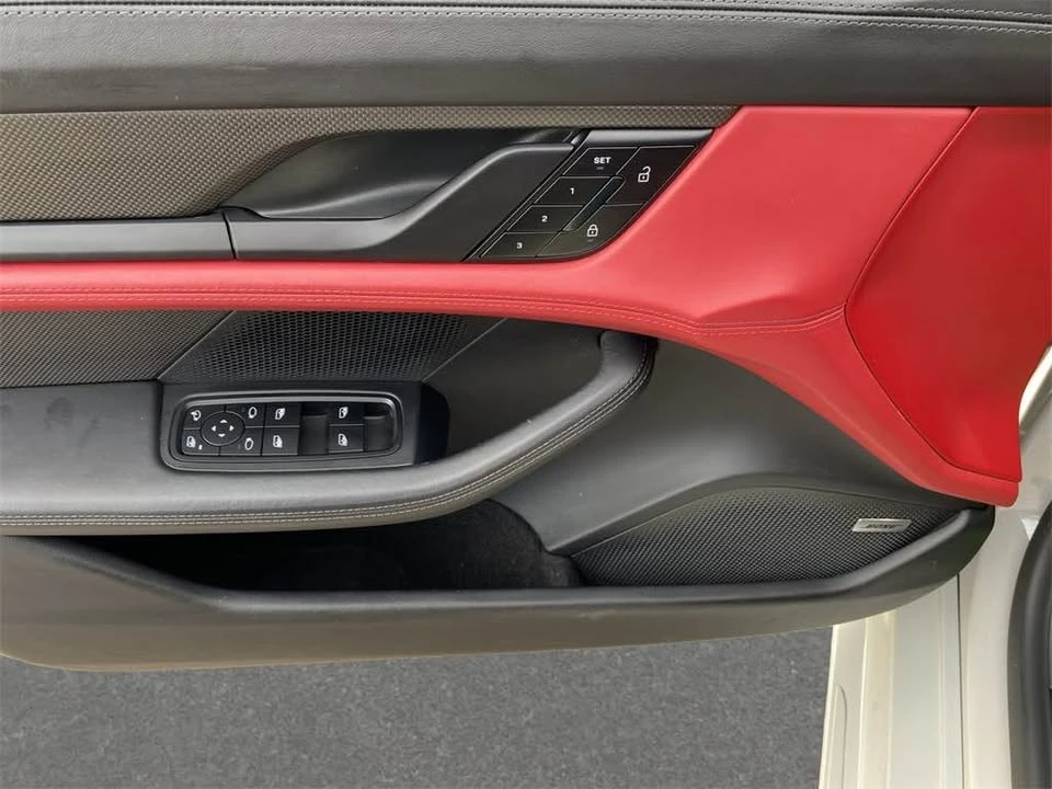 2024 Porsche Taycan GTS - Image 12 of 20
