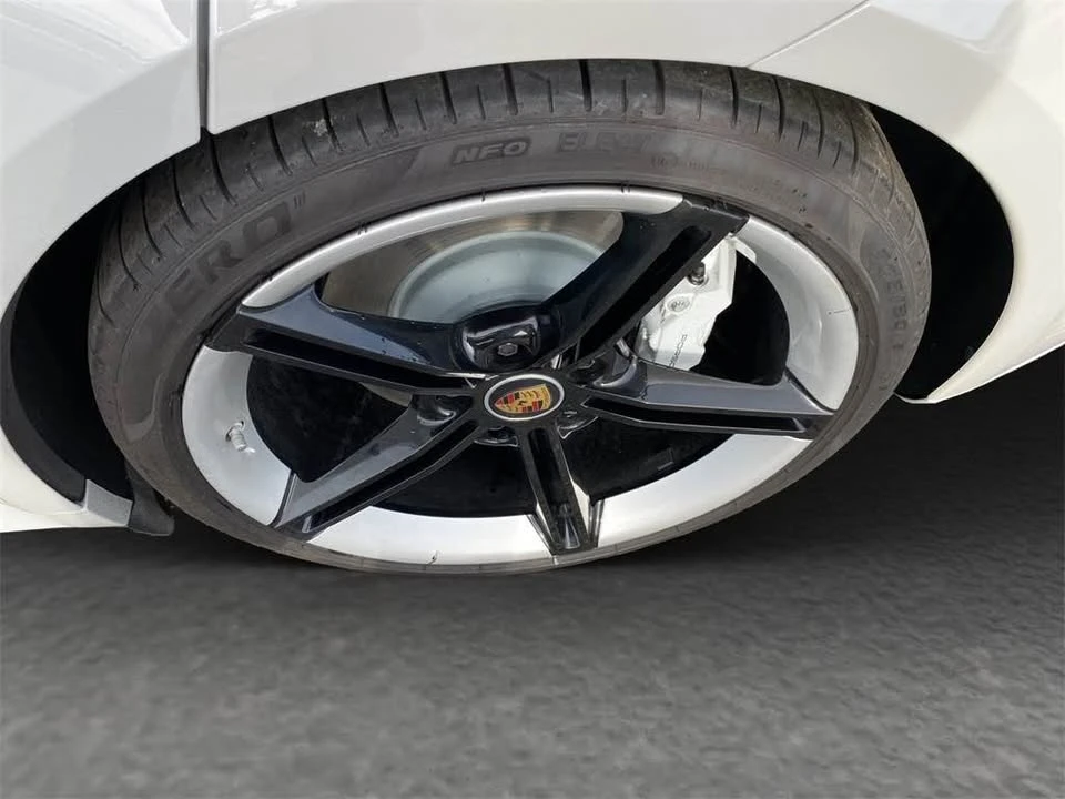 2024 Porsche Taycan GTS - Image 4 of 20