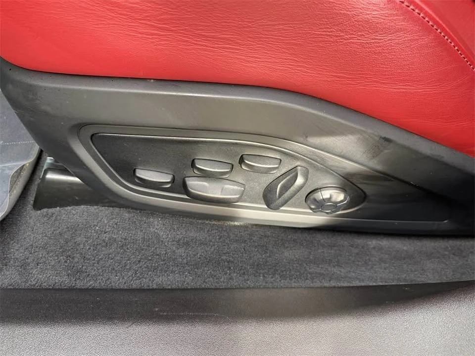 2024 Porsche Taycan GTS - Image 13 of 20