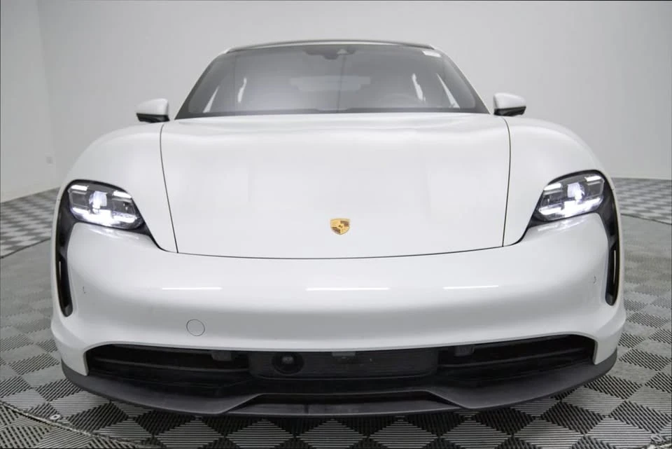 2024 Porsche Taycan - Image 4 of 20