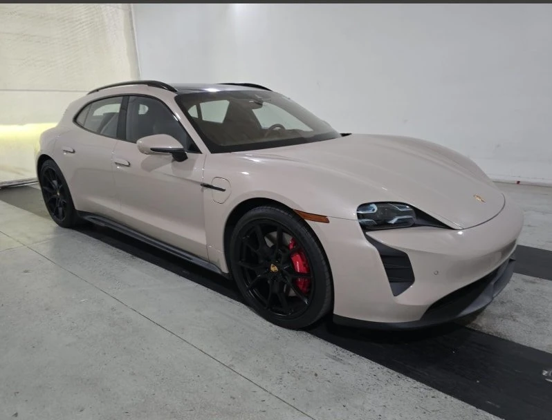 2024 Porsche Taycan GTS - Image 5 of 8
